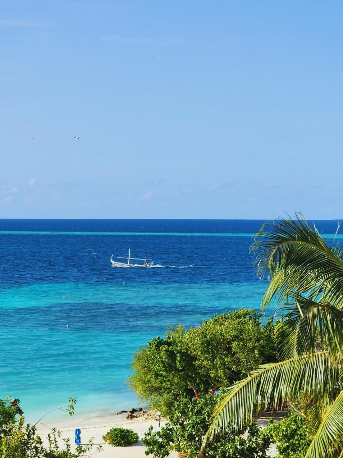 Noah Private Beach House Himmafushi Exteriör bild