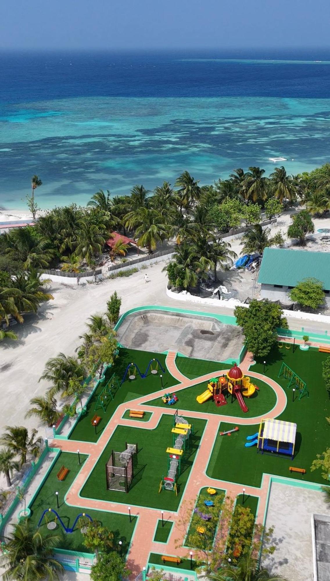 Noah Private Beach House Himmafushi Exteriör bild